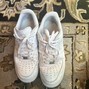 Nike Air Force size 9.5